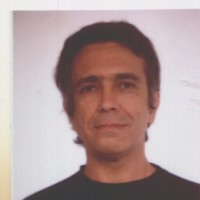 Foto do instrutor Carlos Rosière